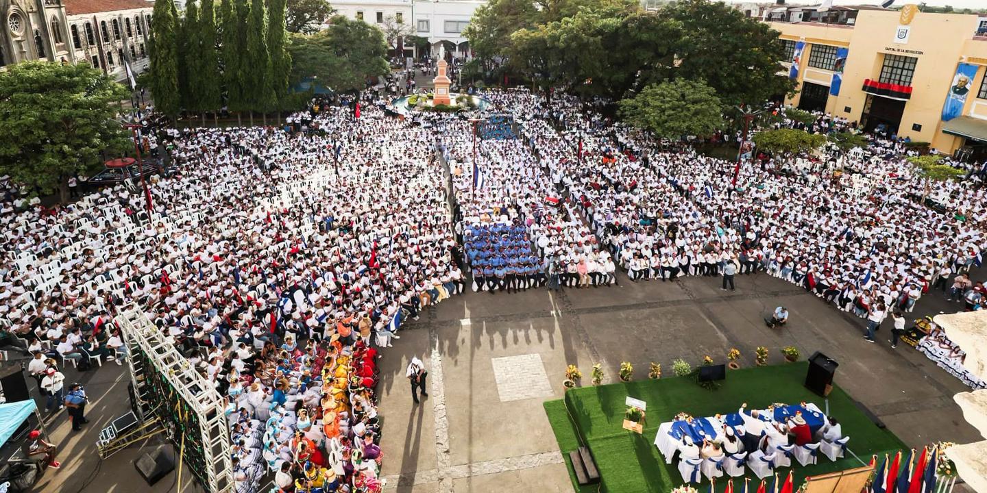 Au Nicaragua, une réforme du président Ortega exclut les opposants des élections et porte le mandat présidentiel de six à sept ans