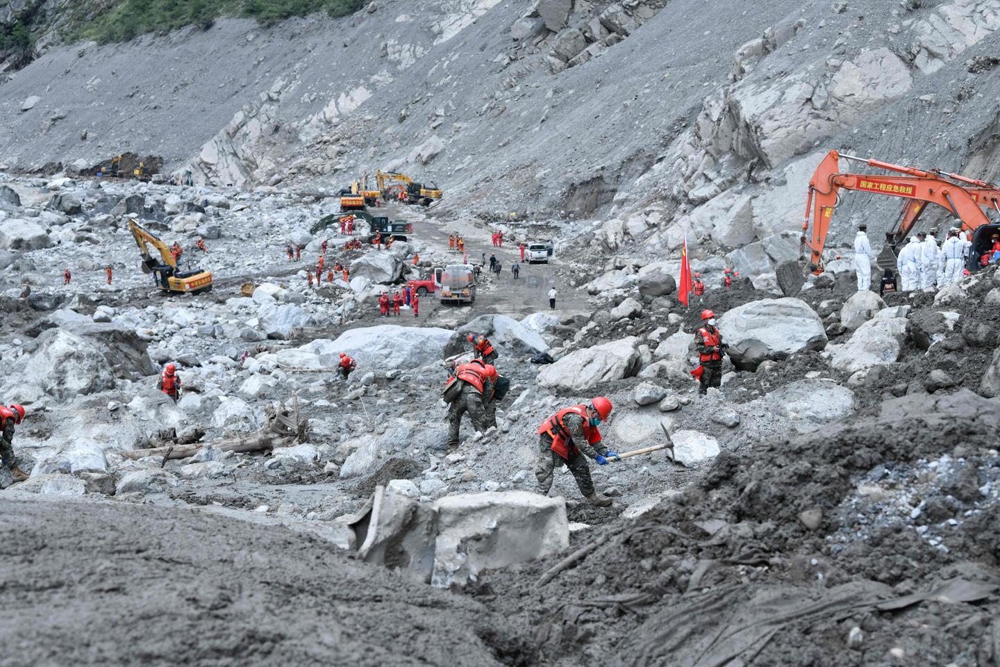 Tras las inundaciones en el Himalaya, China impone un control estricto de la información sobre el Tíbet