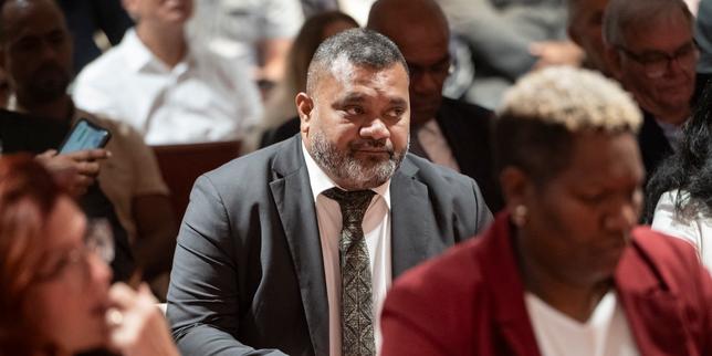 Nouvelle-Calédonie : l’Etat accorde une aide financière et relance le débat institutionnel
