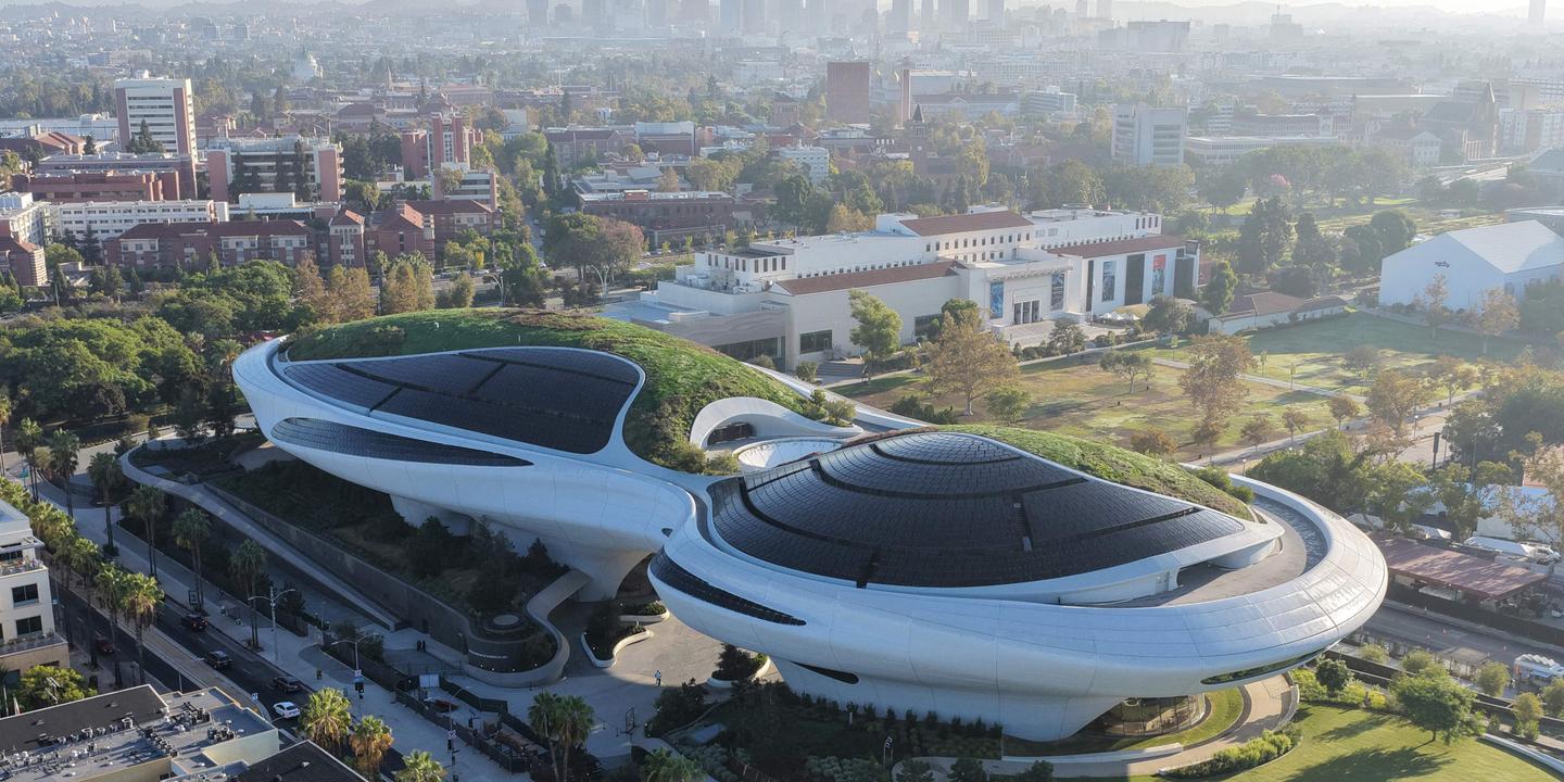 En images, le musée de George Lucas, créateur de « Star Wars », à Los Angeles