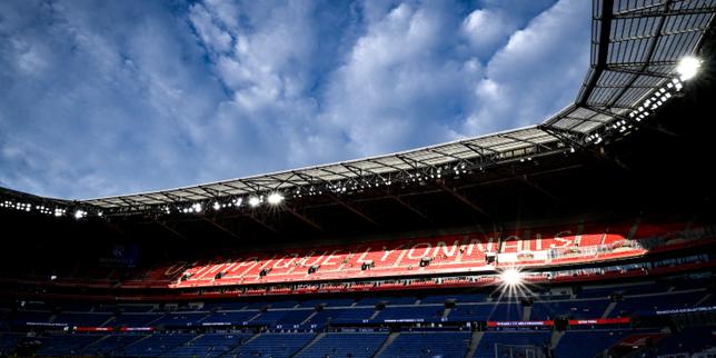 A Lyon, agressions racistes et affrontements entre supporters rivaux autour du stade de l’OL