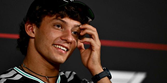Formule 1 : les tifosi italiens partagés entre leur fidélité à Ferrari et leur fascination pour le prodige Kimi Antonelli