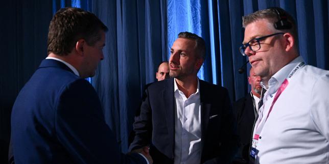 EN DIRECT, élections régionales en Allemagne : l’AfD remporte les élections en Saxe-Anhalt mais échouerait à obtenir la majorité absolue
