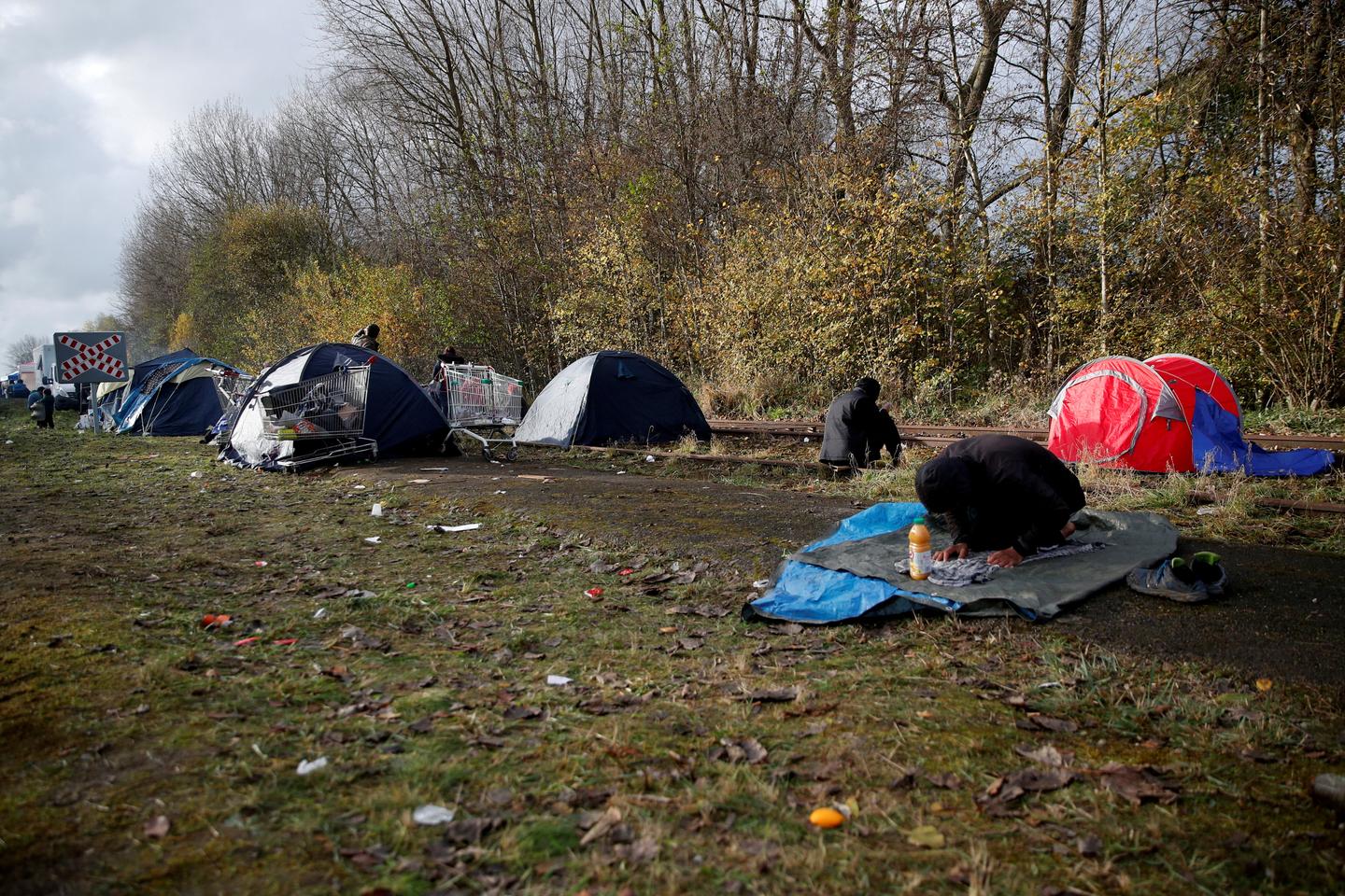 Dix ans après le démantèlement de la « jungle » de Calais, « il n’y a ...