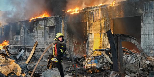 VIDEO Guerre en Ukraine : la Russie reprend ses frappes sur Kiev après 3 jours de trêve
