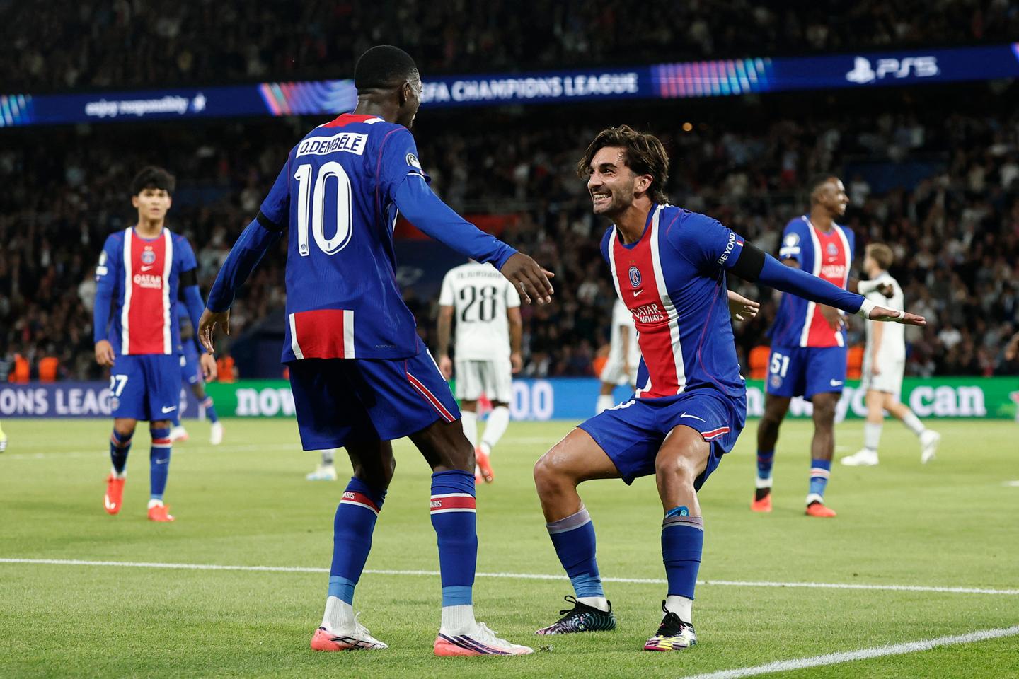 Il PSG domina il Slovan Bratislava in un match di Ligue des Champions, con Dembélé e Torres in campo