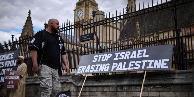 UK bans goods from Israeli settlements in West Bank, citing 'ethnic cleansing'