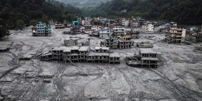 Catastrophe au Népal : le réchauffement climatique, facteur aggravant dans l’effondrement du glacier