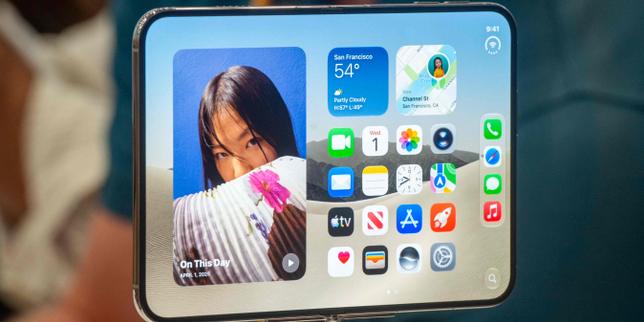 VIDEO iPhone Duo : voici à quoi ressemble le premier smartphone pliable d’Apple
