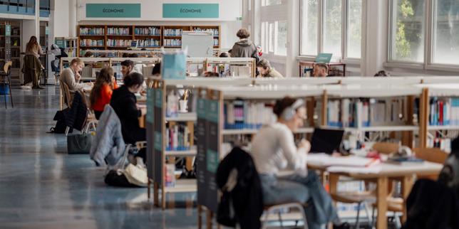 Fin de l’accès automatique des bacheliers à l’université et hausse des frais d’inscription : les propositions controversées d’un rapport sénatorial