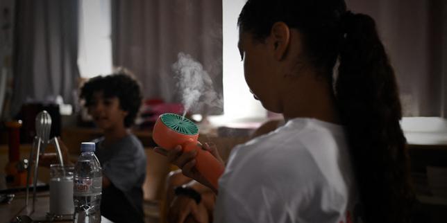 Ecoles : 50 000 équipements rafraîchissants achetés depuis la mi-juillet, affirme le ministre de l’éducation, Edouard Geffray