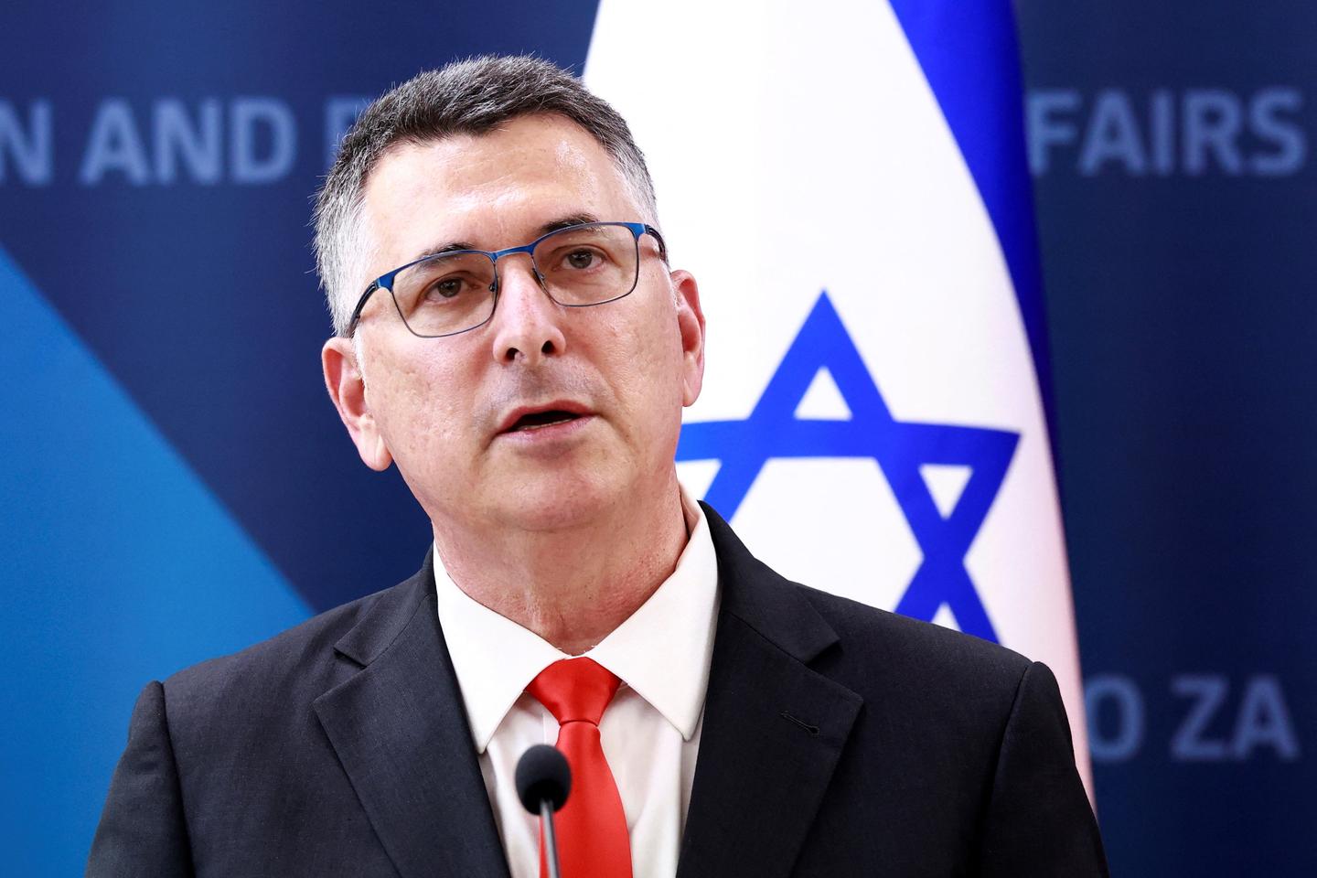 Israël révoque l’accréditation des diplomates néerlandais en Cisjordanie, en réponse à l’interdiction émise par les Pays-Bas d’importer les produits des colonies