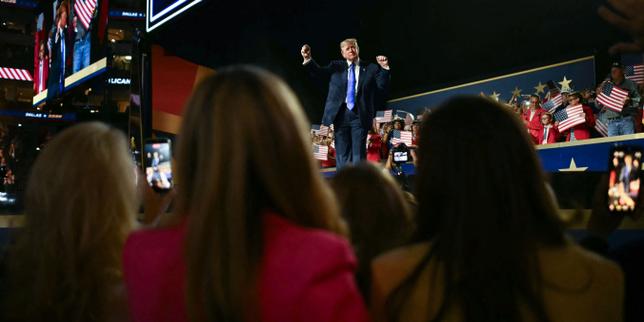Trump again promises cash to voters at lackluster Republican convention