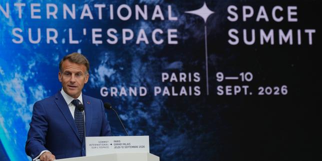 Macron urges Europe to develop crewed spaceflight program