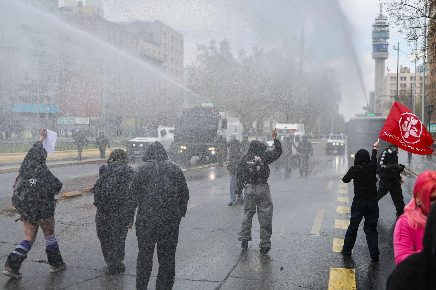 Au Chili, près de 300 arrestations lors des commémorations pour les victimes de la dictature Pinochet