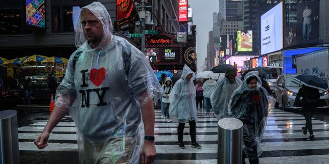 A Paris, New York ou Tokyo, le grand recul de la voiture au profit du métro, de la marche et du vélo
