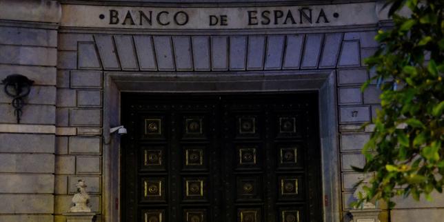 'Spain has managed to bring its public finances under control. France has not.'