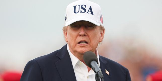 Donald Trump invoque la concurrence de la Chine pour refuser une pause dans la course à l’intelligence artificielle
