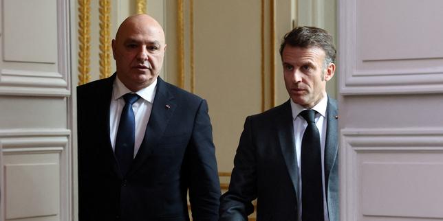 France receives Lebanon's President Aoun in Paris, a sign it still aims to play a role in Lebanese affairs
