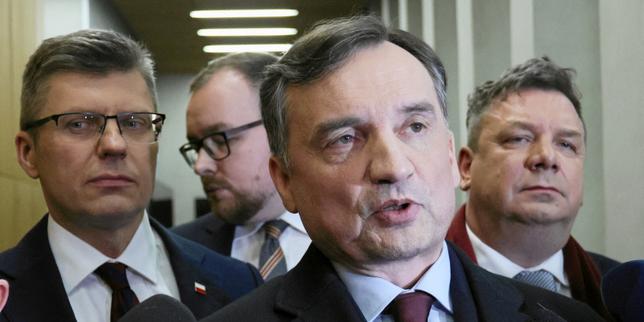En Pologne, la droite nationaliste au cœur d’un scandale lié à une plateforme de cryptomonnaies