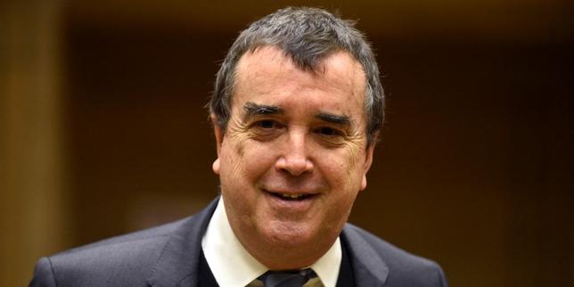 Arnaud Lagardère, de l’ombre de son père à celle de Vincent Bolloré
