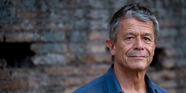 Emmanuel Carrère, le portrait que j’ai failli faire… : « Avant de sonner à la porte, je me dis que je serais moins impressionné à l’idée de rencontrer le pape ou Céline Dion »