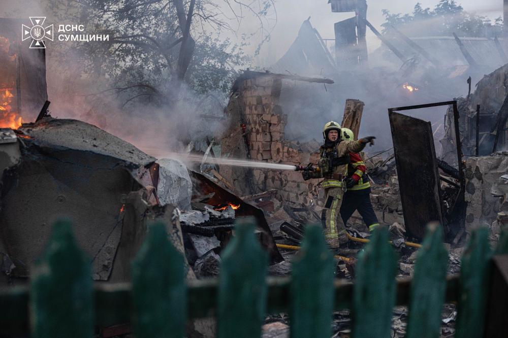 Après une frappe russe sur Soumy, dans le nord-est de l’Ukraine, le 16 septembre 2026. - SERVICES D’URGENCE UKRAINIENS, VIA L’AGENCE AP
