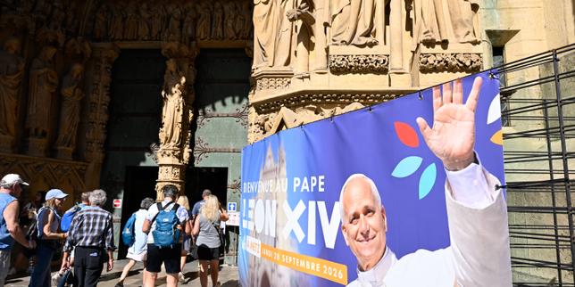 Macron invites all EU leaders to attend pope's speech on Europe in Metz
