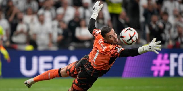 In the Besiktas, the OM bows heavily to open its Europa League campaign