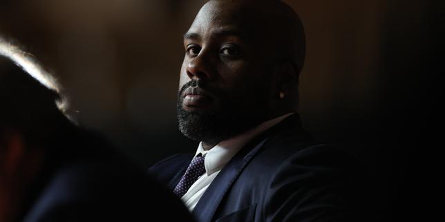 Après Kylian Mbappé, Teddy Riner à son tour ciblé par le RN, pour avoir exprimé son « angoisse » d’une victoire de Marine Le Pen en 2027