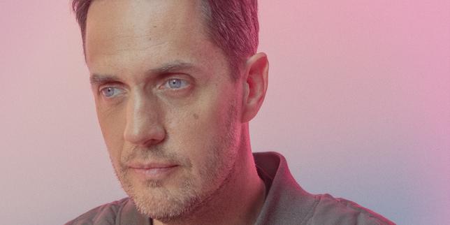 Quatre albums à découvrir cette semaine, des œuvres symphoniques de la compositrice Emilie Mayer au slam de Grand Corps Malade