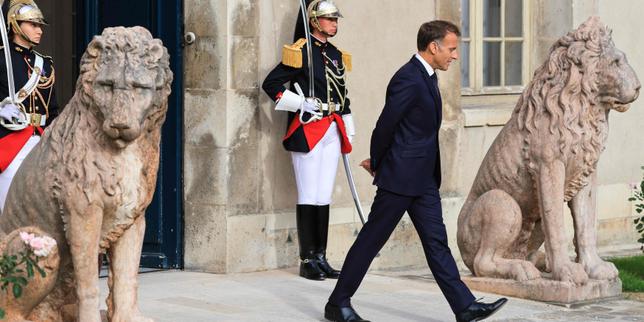 EN DIRECT, présidentielle 2027 : Emmanuel Macron réunit vendredi les chefs des partis au sujet de la « dégradation rapide » de la situation internationale