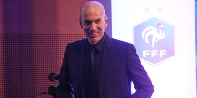Zinédine Zidane joue l’ouverture et mise sur la jeunesse pour sa première liste avec l’équipe de France