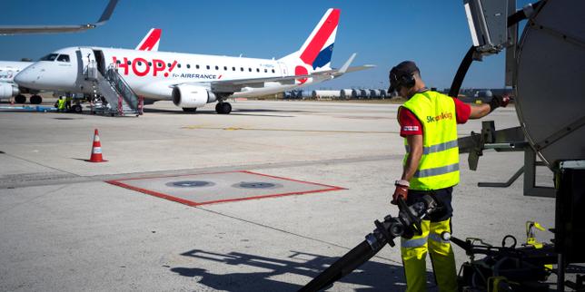 Pourquoi le kérosène des avions n’est-il pas taxé en France ?