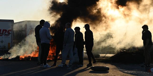 'Politicians know rising gas prices can cost them votes'