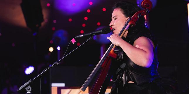 Nesrine, au Festival du Monde, à Paris, le 19&nbsp;septembre&nbsp;2026.