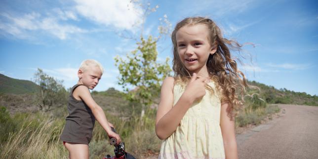 « Les Roches rouges », de Bruno Dumont : un western dont les enfants sont les héros