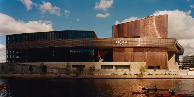 De la fermeture des usines Renault à la création d’un centre d’art contemporain, la saga de l’île Seguin, terrain « maudit »