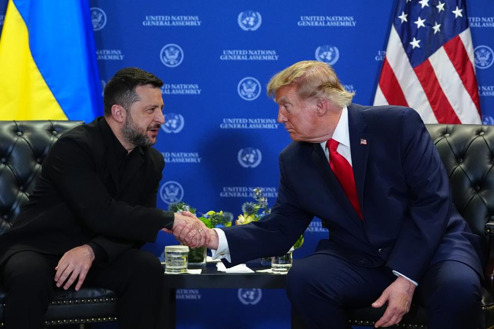 Volodymyr Zelensky et Donald Trump, au siège des Nations unies, à New York (Etats-Unis), le 22 septembre 2026. - JULIA DEMAREE NIKHINSON/AP PHOTO