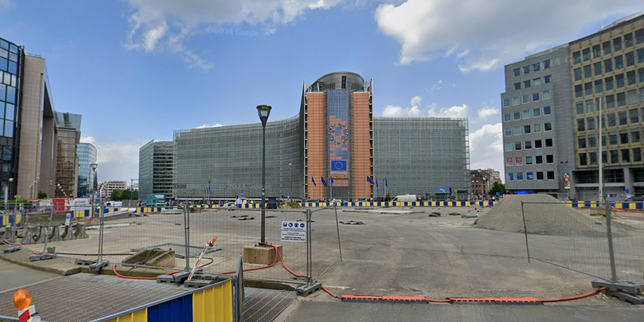 A Bruxelles, pas d’ombre, mais une « poêle à frire » au carrefour des pouvoirs européens