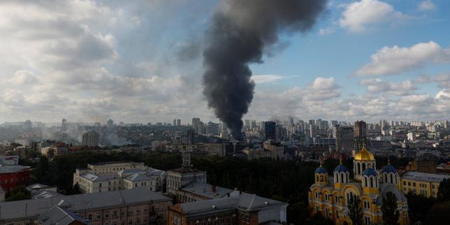EN DIRECT, guerre en Ukraine : un mort et plusieurs blessés à Kiev après les bombardements de la nuit