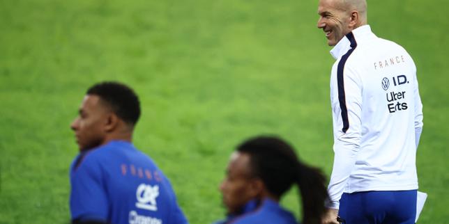 Turquie-France : Zinédine Zidane de retour aux affaires après cinq ans d’absence, avec l’envie de façonner l’équipe de France à sa main