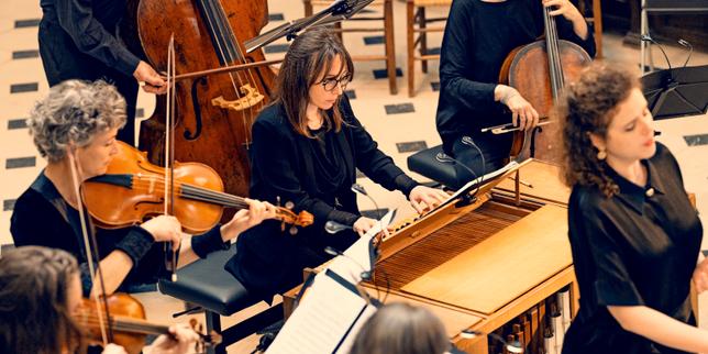 モード・グラットンが過去から現在へと音楽の網を紡ぐ