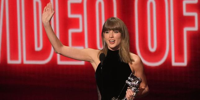 Taylor Swift becomes most-awarded artist in MTV VMAs history