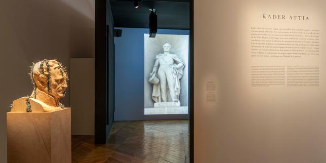 Au Louvre, Kader Attia livre une œuvre percutante rappelant les crimes de masse du maréchal Bugeaud, gouverneur général de l’Algérie de 1841 à 1847