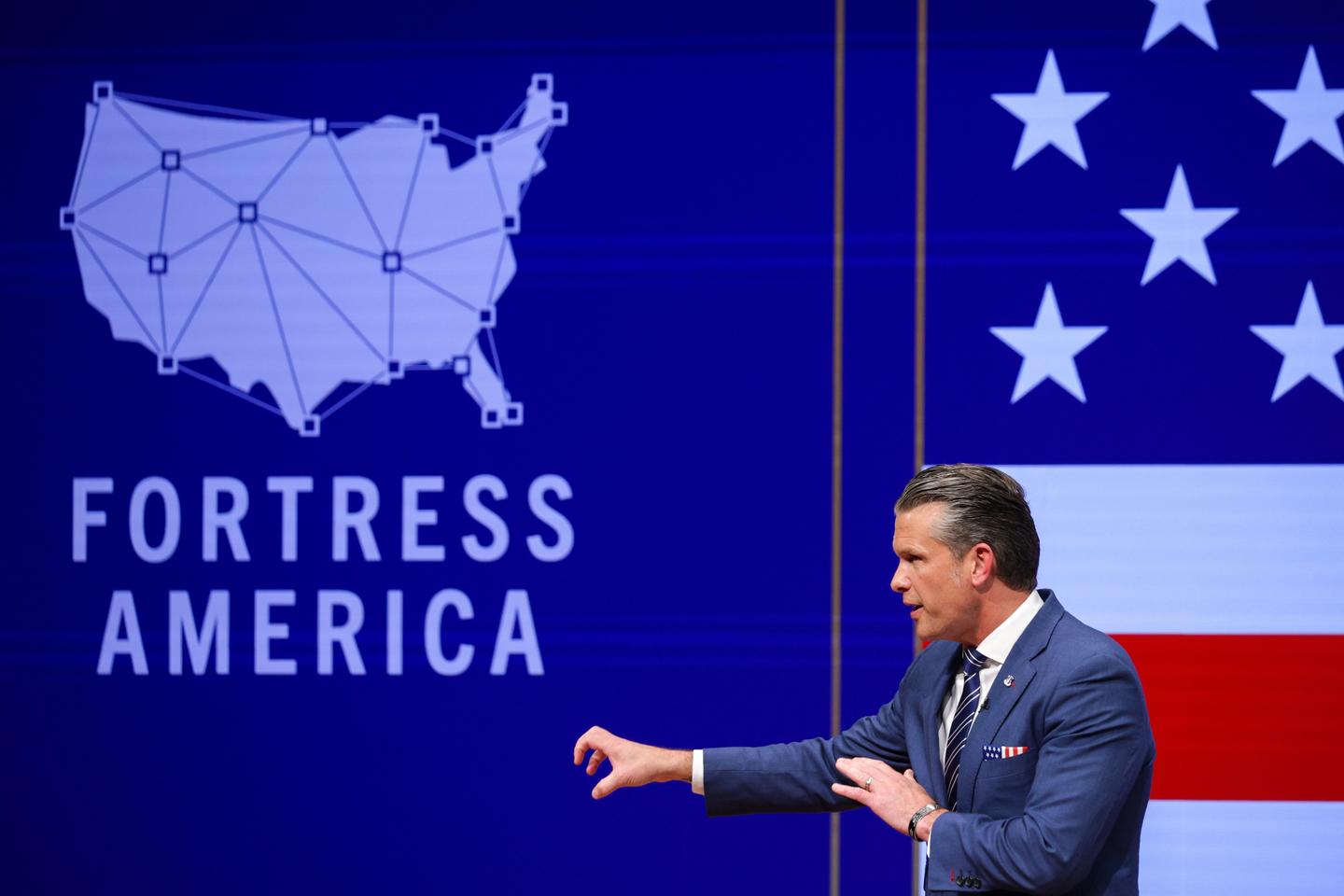 In a speech marked by macho rhetoric on Wednesday, the Pentagon chief confirmed the terms of the cultural revolution underway in the military ranks and announced a series of measures aimed at preparing the country for the wars of the future.