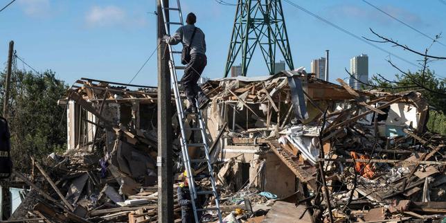 EN DIRECT, guerre en Ukraine : la Russie est passée à des « frappes massives contre les infrastructures énergétiques », dénonce Kiev
