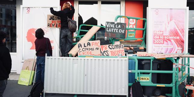 Blocage des lycées : une trentaine de facultés rejoignent la contestation sociale ; le hall d’un établissement détruit par un incendie à Nantes