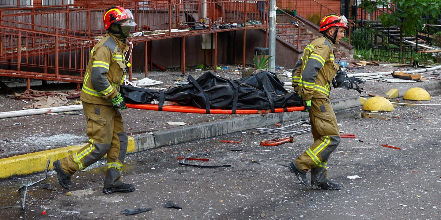 EN DIRECT, guerre en Ukraine : les bombardements russes nocturnes sur Kiev ont fait un mort et deux blessés, un pont important touché