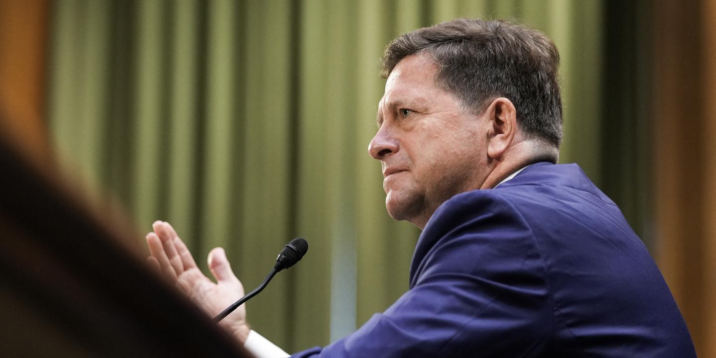 Etats-Unis : Donald Trump s’apprête à confier le dossier de l’IA au chef du renseignement américain, Jay Clayton